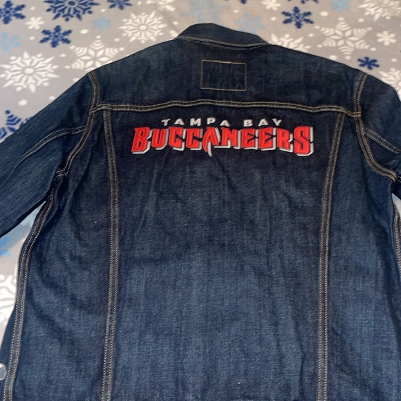 Levis blue jean jacket - Picture 3 of 8